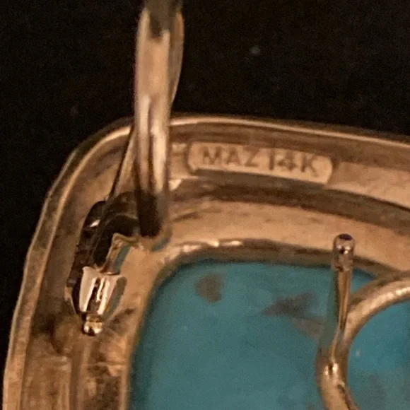 13.4 gram 14 kyg Persian Turquoise ( MAZ )Earrings. - Picture 5 of 5